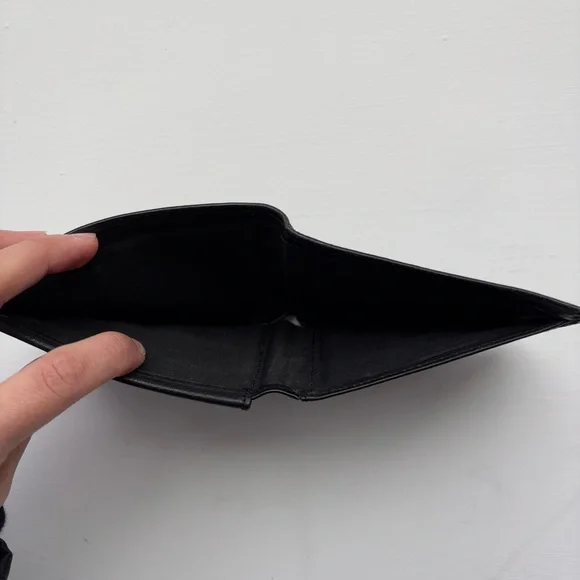 Colours by Alexander Julian Wallet